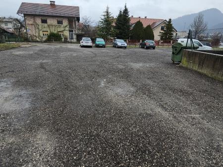 Parkirišče na Ljubljanski cesti (2)